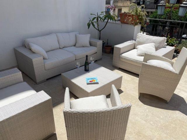 Guest House Zio Michele - Чинизи Екстериор снимка