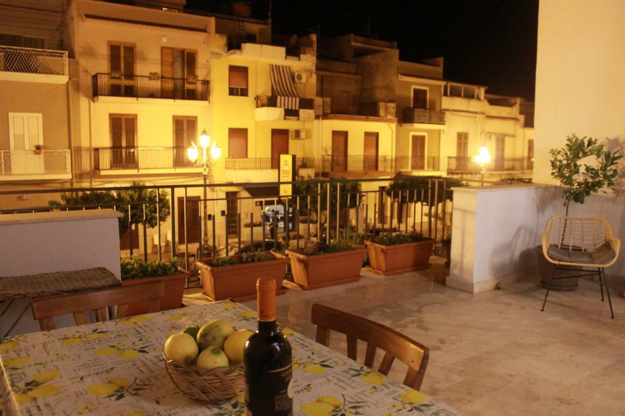 Guest House Zio Michele - Чинизи Екстериор снимка