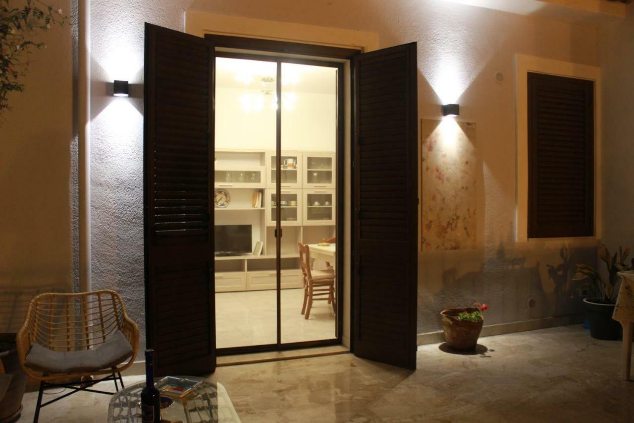 Guest House Zio Michele - Чинизи Екстериор снимка