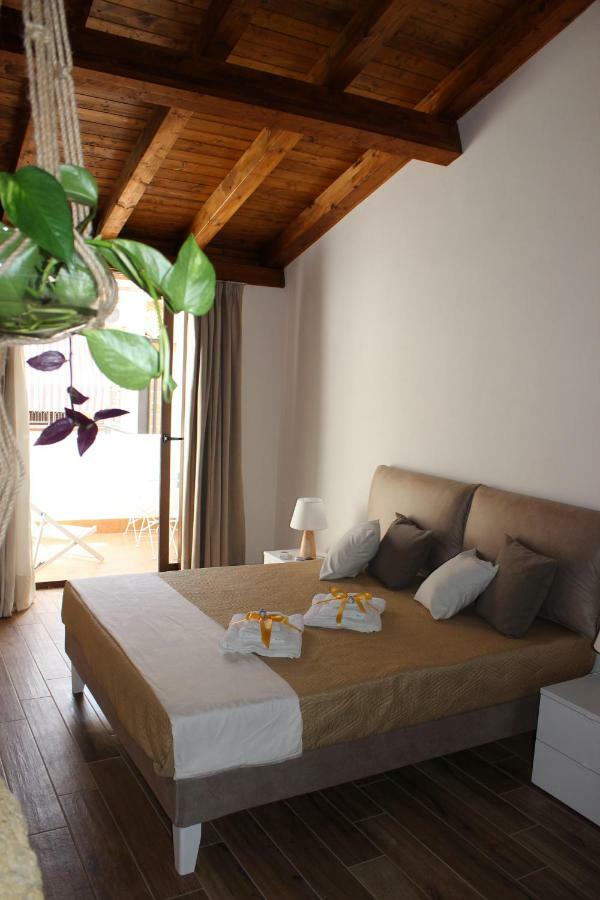 Guest House Zio Michele - Чинизи Екстериор снимка