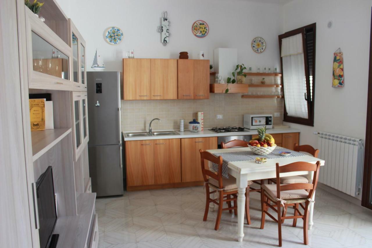 Guest House Zio Michele - Чинизи Екстериор снимка